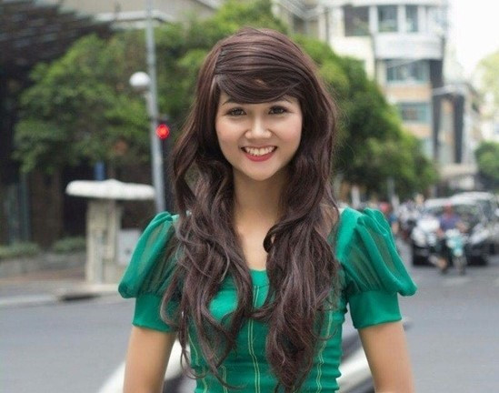 Ảnh gợi cảm của Hoa hậu Hoàn vũ VN HHen Niê thời tóc dài